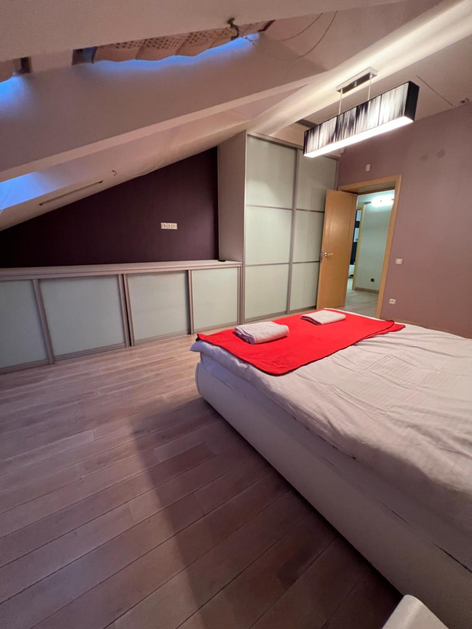 Apartment On Arkhipenka With Panorama View Lviv Buitenkant foto