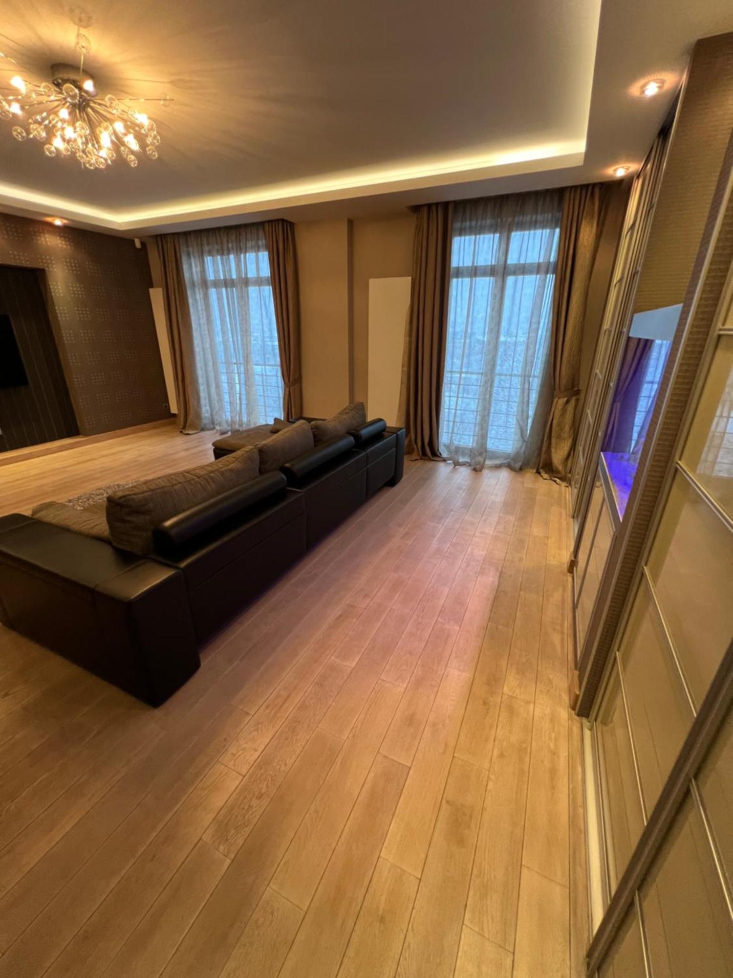 Apartment On Arkhipenka With Panorama View Lviv Buitenkant foto