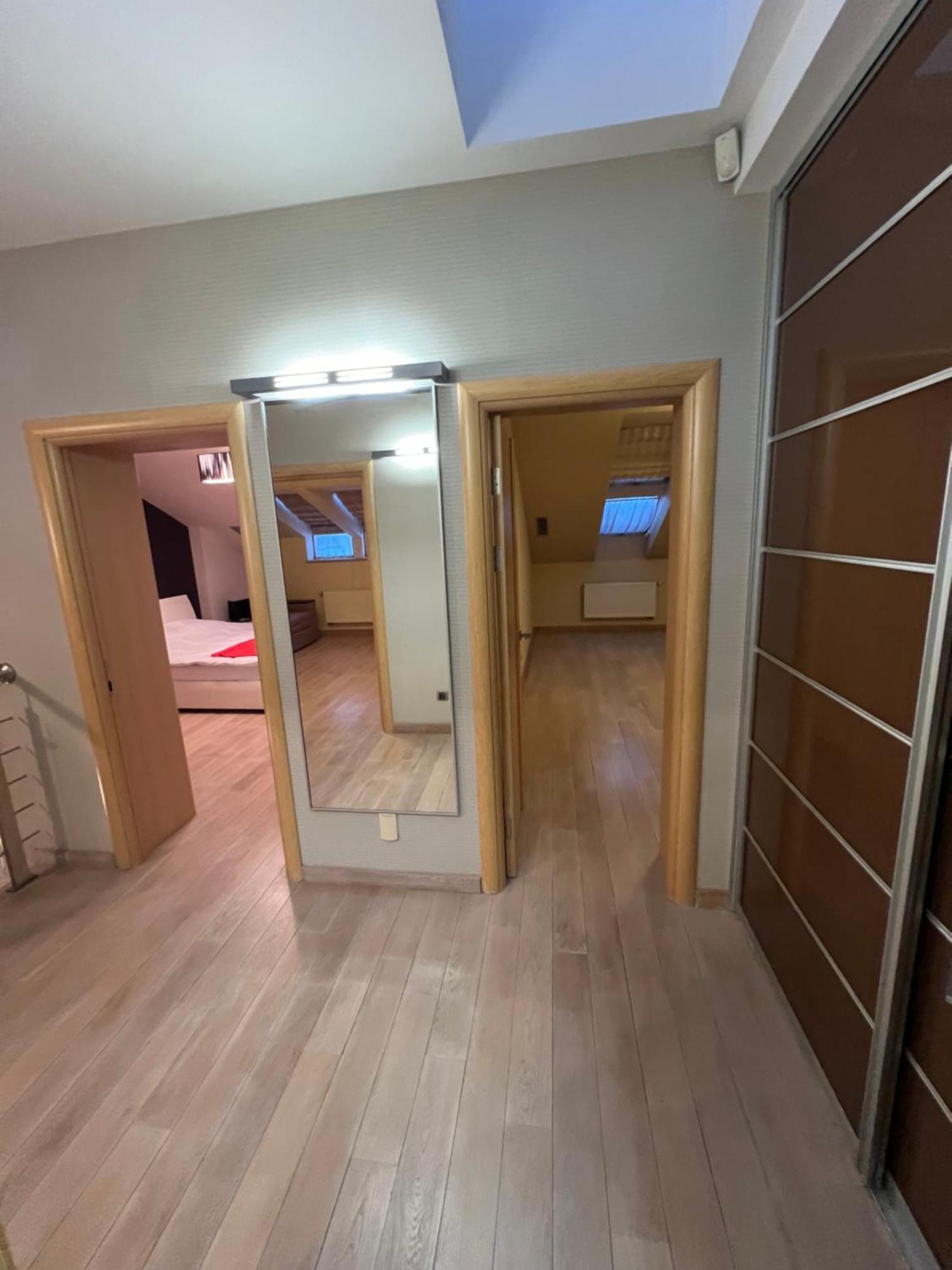 Apartment On Arkhipenka With Panorama View Lviv Buitenkant foto
