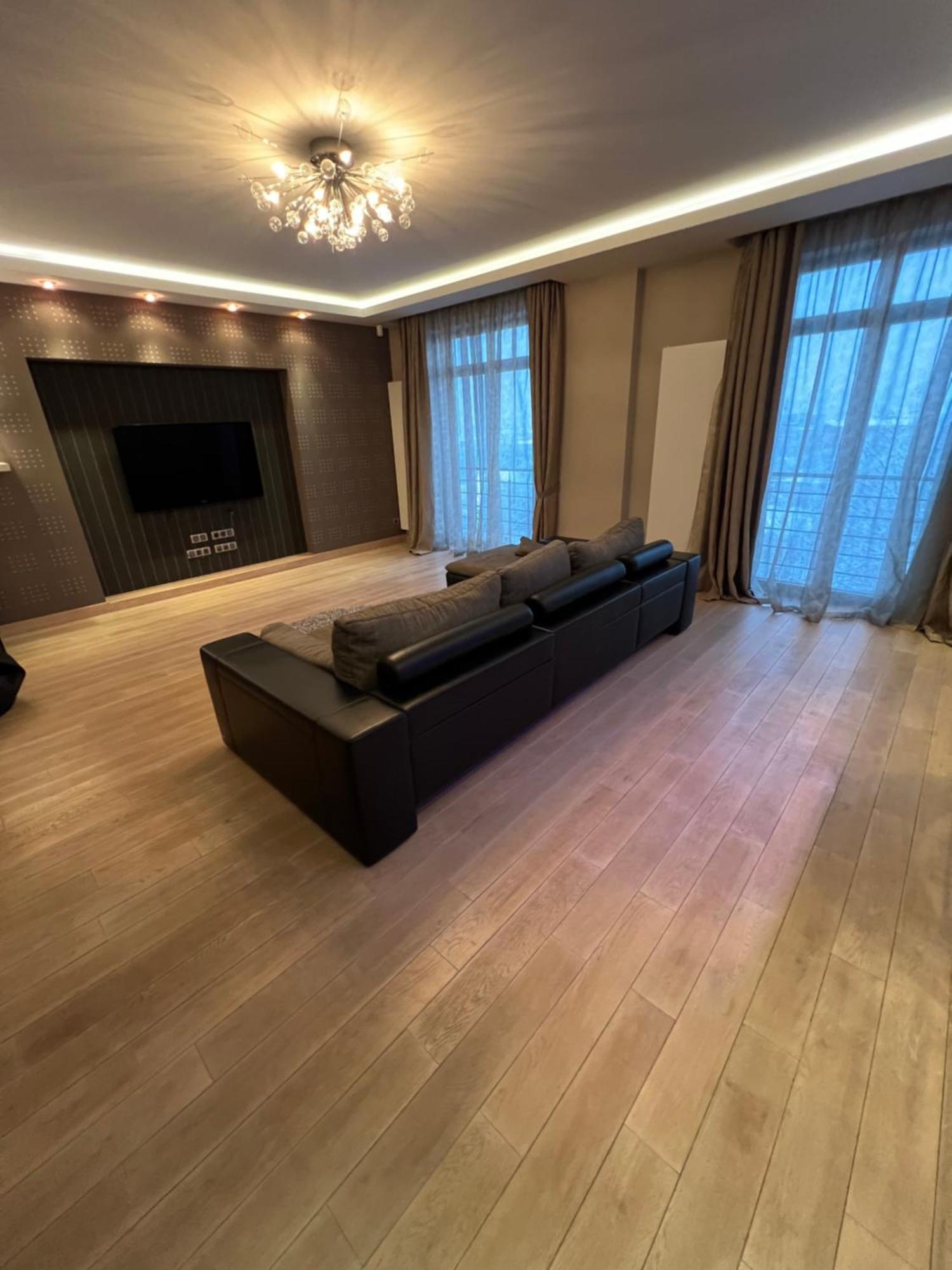 Apartment On Arkhipenka With Panorama View Lviv Buitenkant foto
