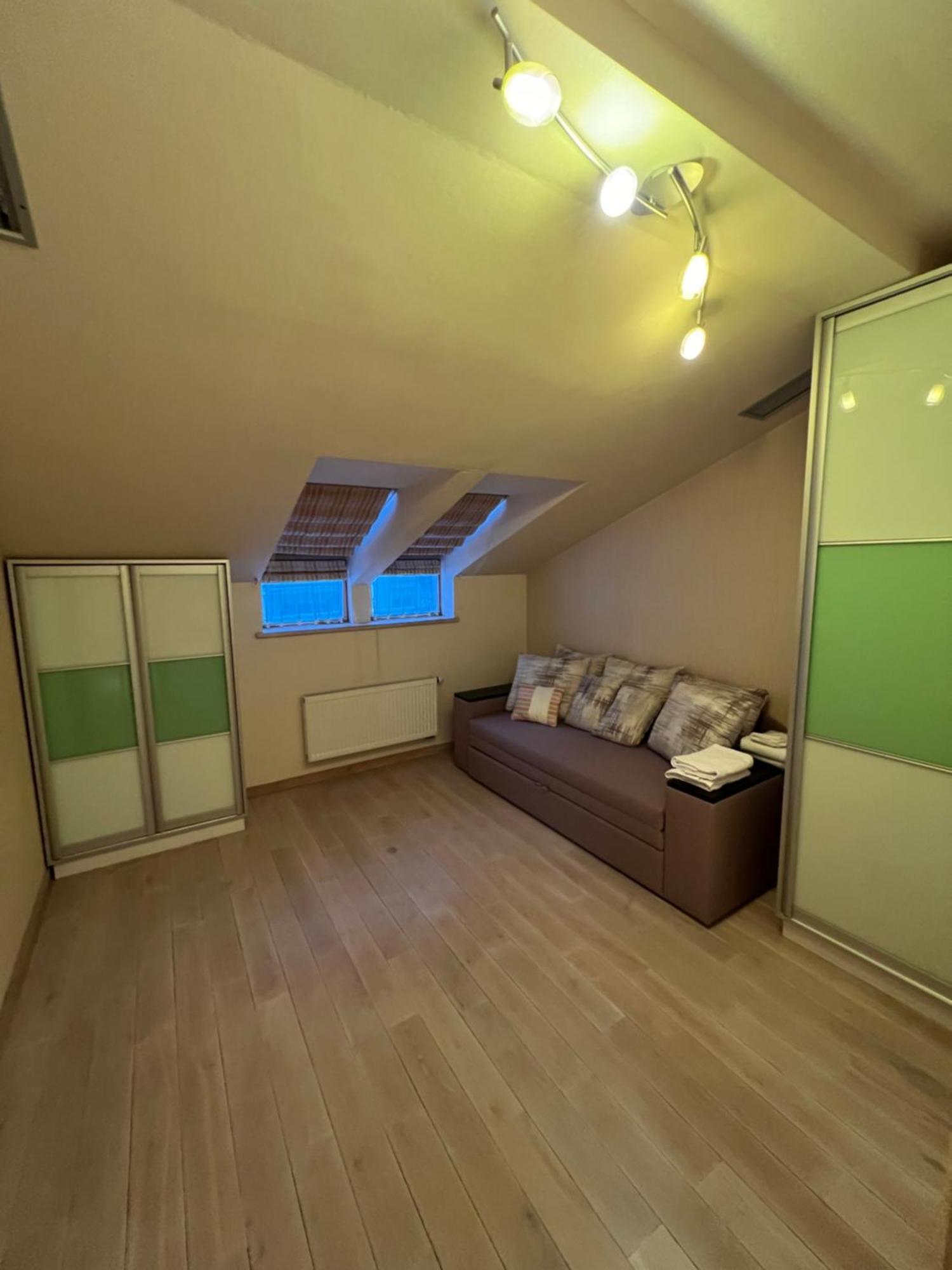 Apartment On Arkhipenka With Panorama View Lviv Buitenkant foto
