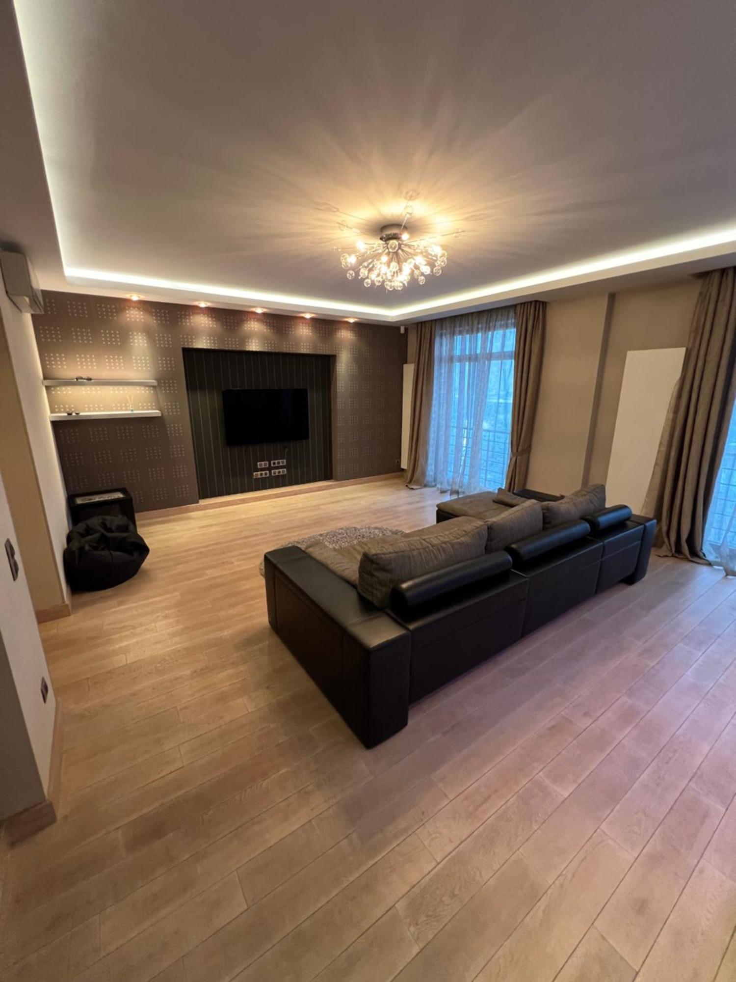 Apartment On Arkhipenka With Panorama View Lviv Buitenkant foto