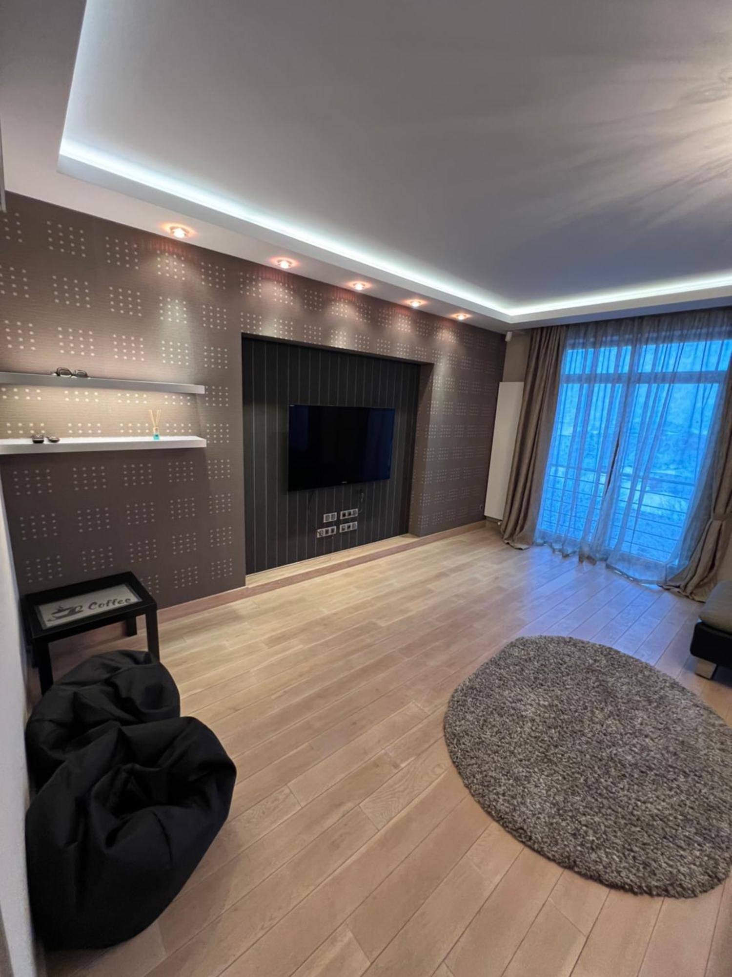 Apartment On Arkhipenka With Panorama View Lviv Buitenkant foto