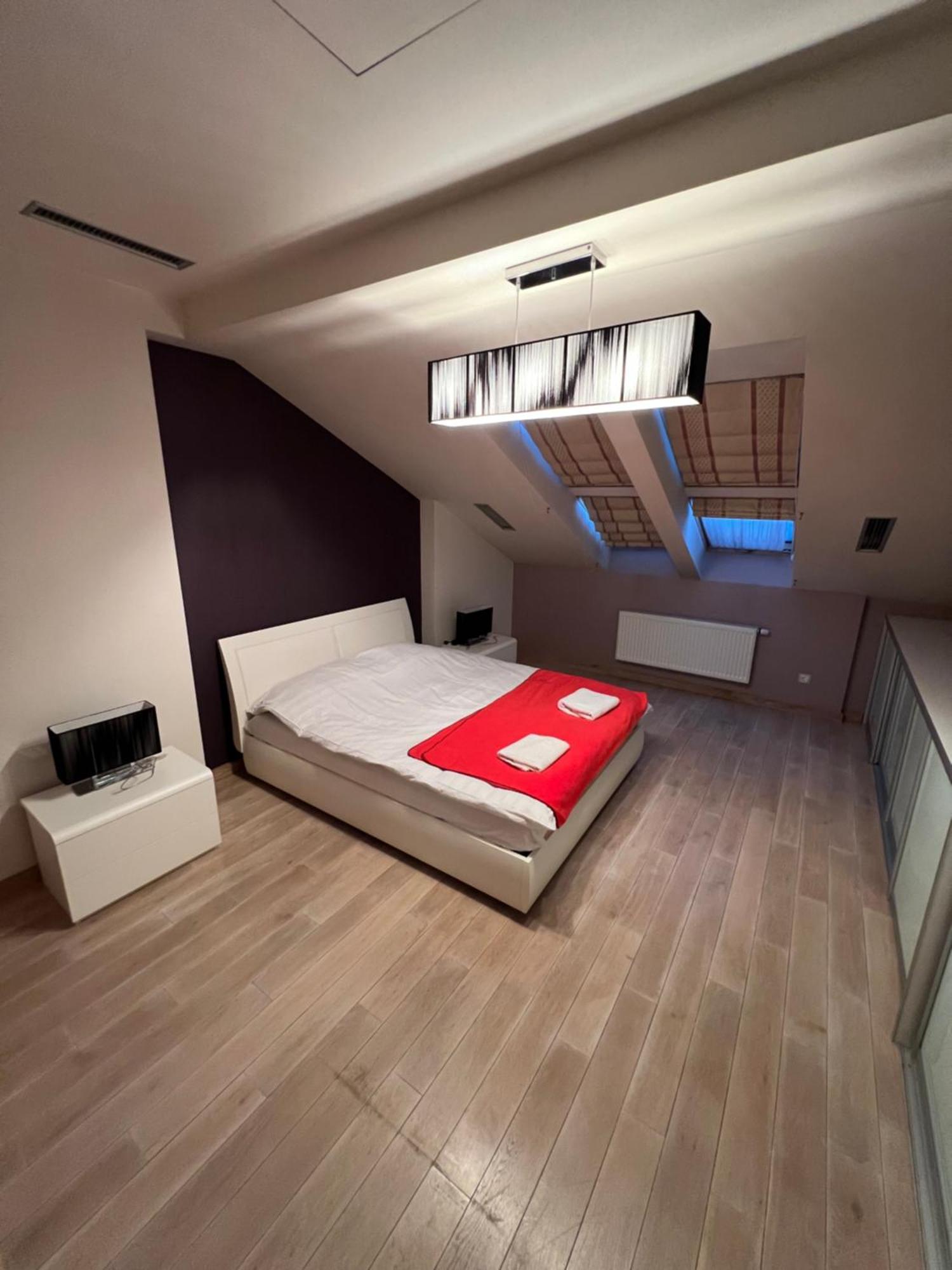 Apartment On Arkhipenka With Panorama View Lviv Buitenkant foto