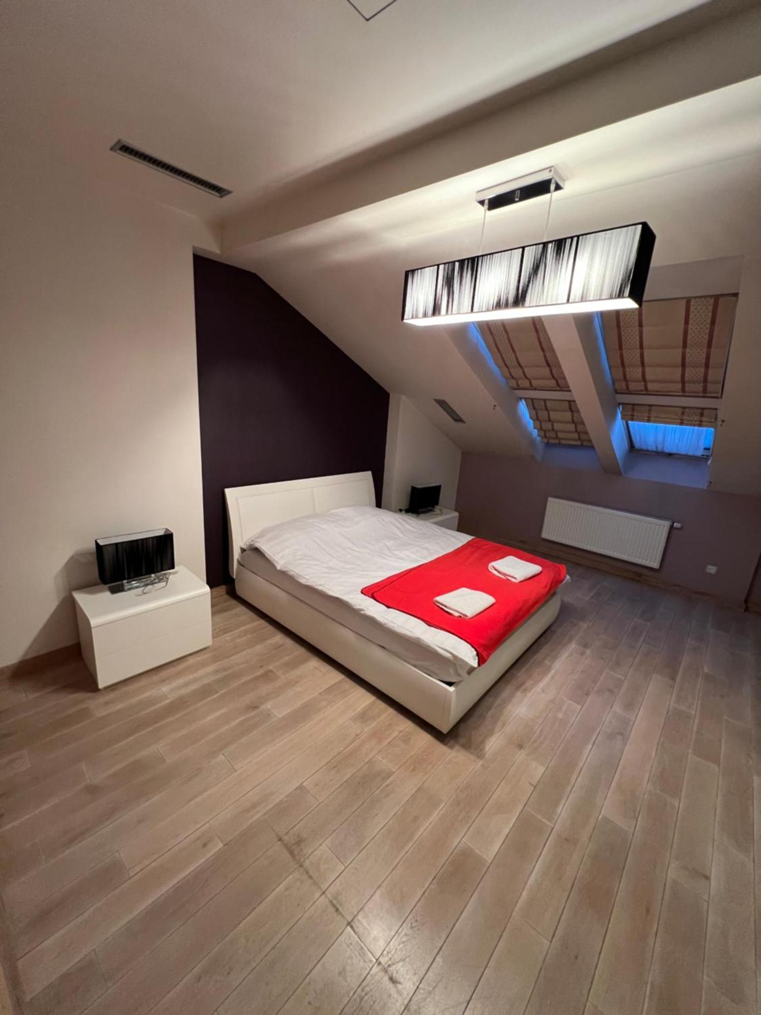 Apartment On Arkhipenka With Panorama View Lviv Buitenkant foto