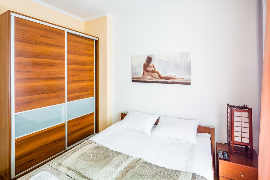 Apartment On Arkhipenka With Panorama View Lviv Buitenkant foto