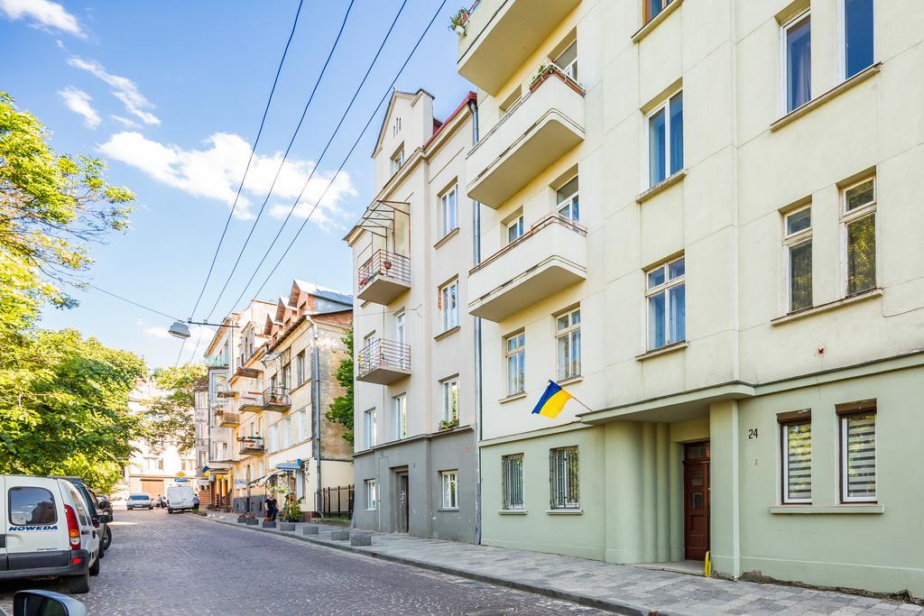 Apartment On Arkhipenka With Panorama View Lviv Buitenkant foto